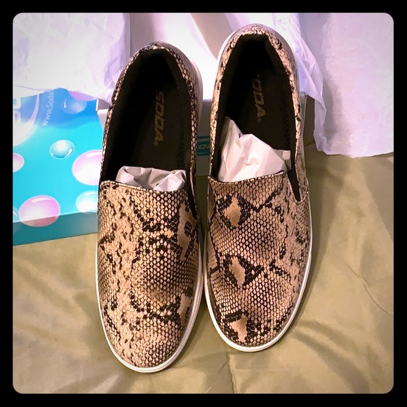 Soda Shoes - Soda python tennis shoes